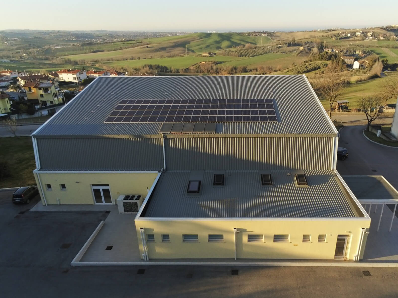 Tetto fotovoltaico su edifici sportivi